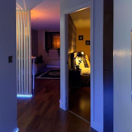 Cosy City Centre Apartment With Parking 伯明翰 外观 照片
